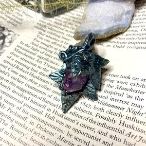 🧚🏻‍♀️ Fairy Leaf Amethyst Pendant 🧚🏻‍♀️